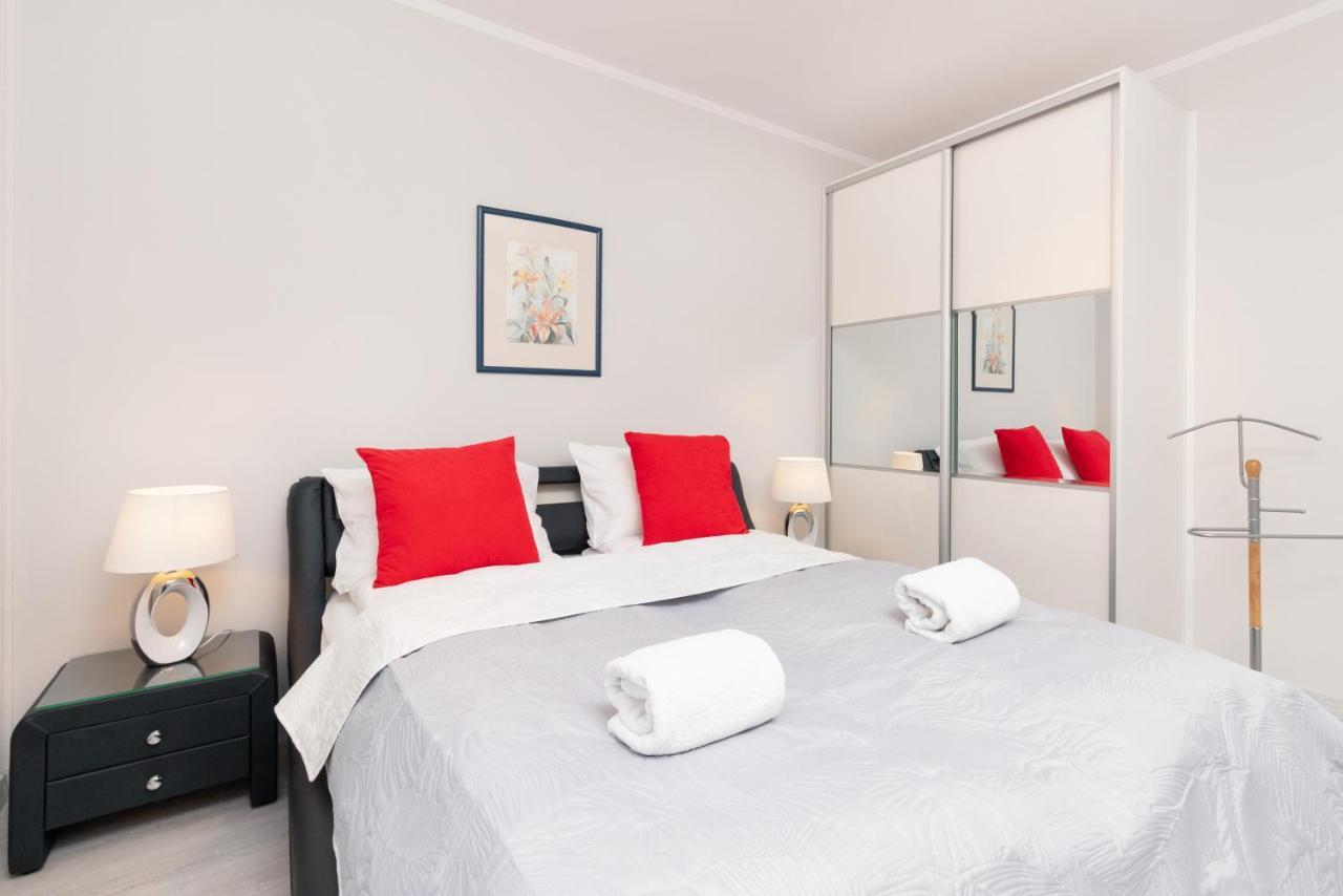 Apartamenty Blisko Starego Miasta - Angielska Grobla By Noclegi Renters Gdansk Exterior photo